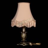 Бронзовая настольная лампа Делия №1 с абажуром в Ижевске Бронзовая настольная лампа Делия №1 с абажуром в Ижевске